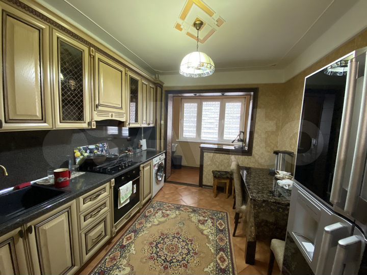 3-к. квартира, 65 м², 5/9 эт.
