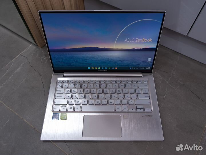 Мощный Asus 13.3 (GeForce MX150 2 Гб)