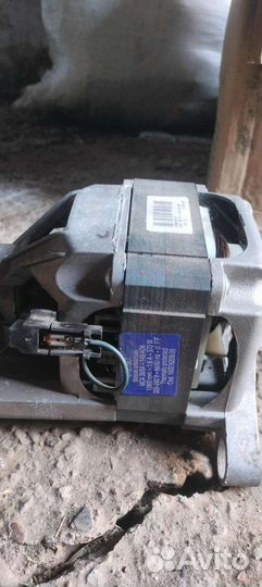 Двигатель стиральной машины