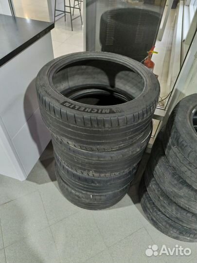 Michelin Pilot Sport 4 235/40 R18 89T