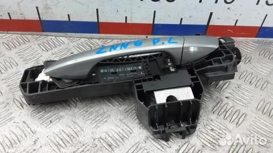 Ручка наружная передняя левая mercedes benz C-clas