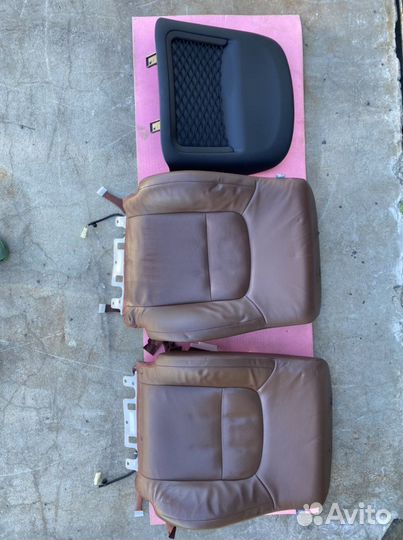 Передние сиденья Toyota Land Cruiser 200