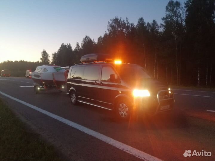 Яхта парусник швертбот