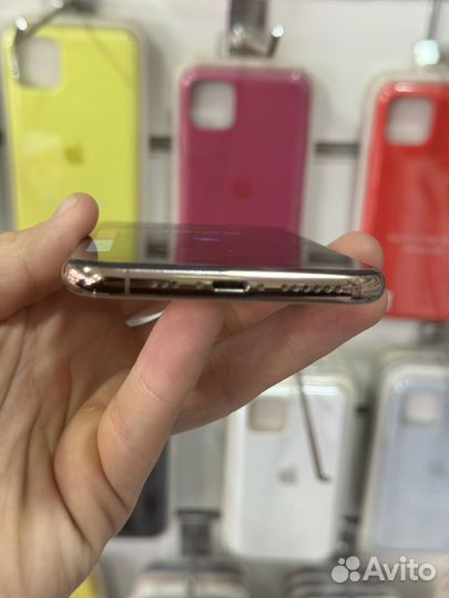 iPhone Xs, 64 ГБ