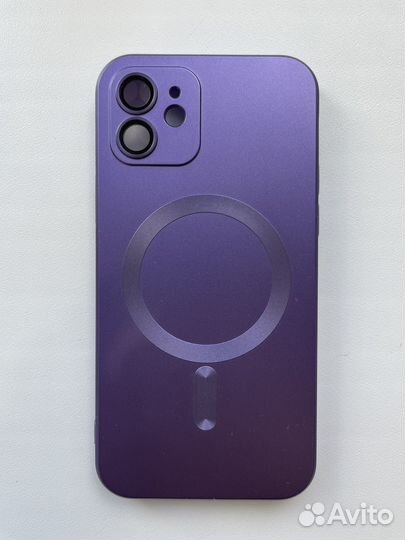 Чехол на iPhone 12