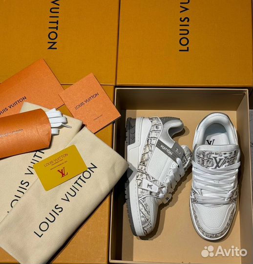 Кроссовки Louis Vuitton 2 цвета