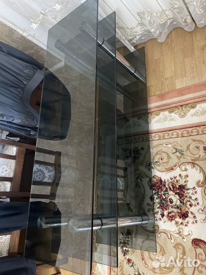 Стеклянная тумба под тв телевизор