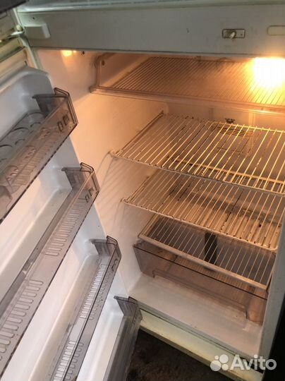 Холодильник голдстар