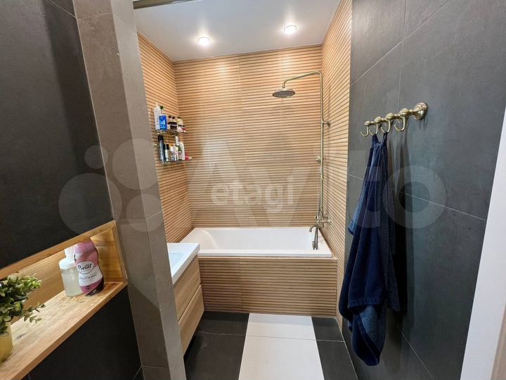 2-к. квартира, 71,1 м², 24/25 эт.