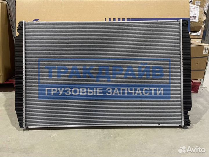Радиатор охлаждения Ивеко Стралис