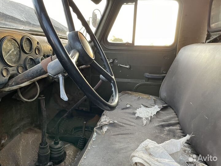 ГАЗ 24 Волга 2.5 МТ, 1980, 32 858 км