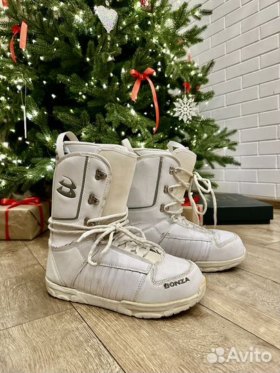 Ботинки для сноуборда EU 42,5, US 9,5, 27,5 см