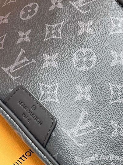 Сумка на пояс Louis Vuitton Discovery Premium