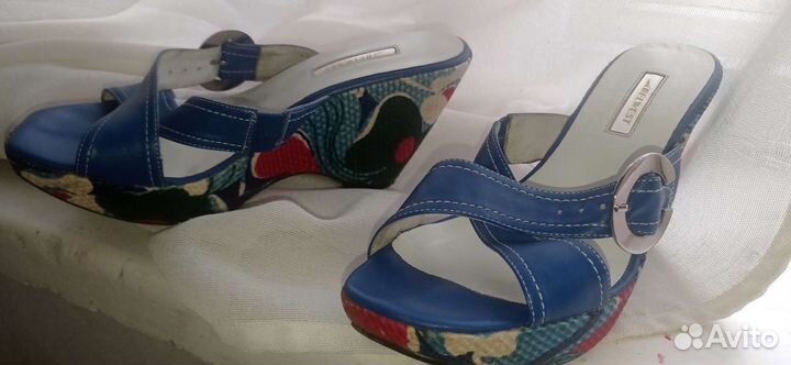 Босоножки 40