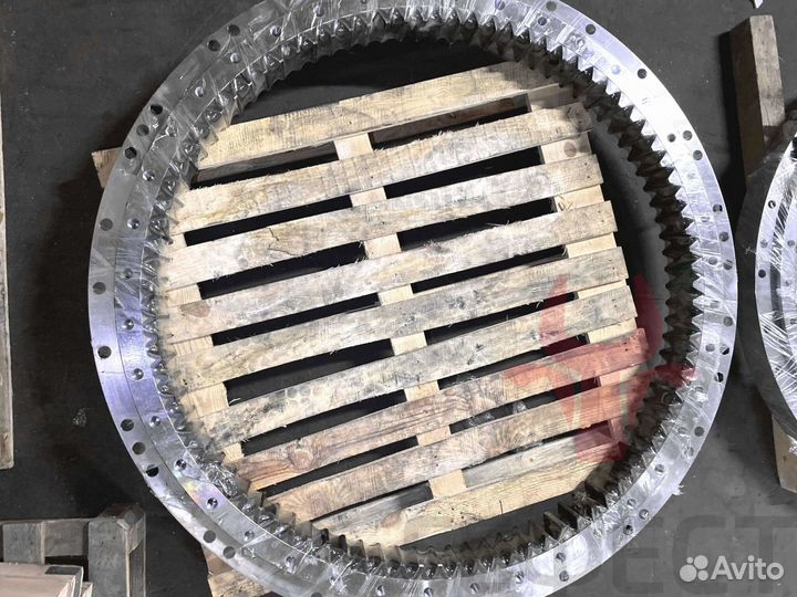 Поворотный круг Volvo EC290BLR 14570794