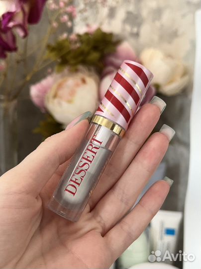 Блеск для губ vivienne sabo