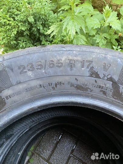 Continental ContiPremiumContact 5 235/65 R17