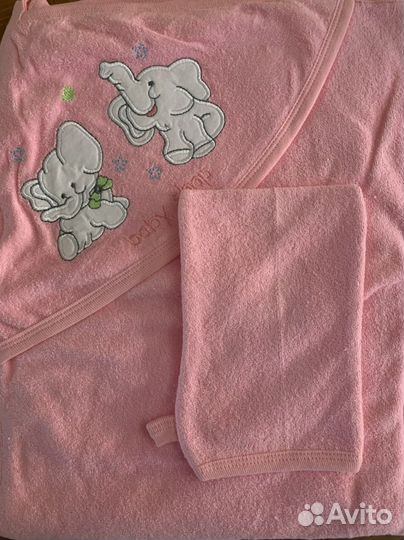 Полотенце-уголок для купания с варежкой