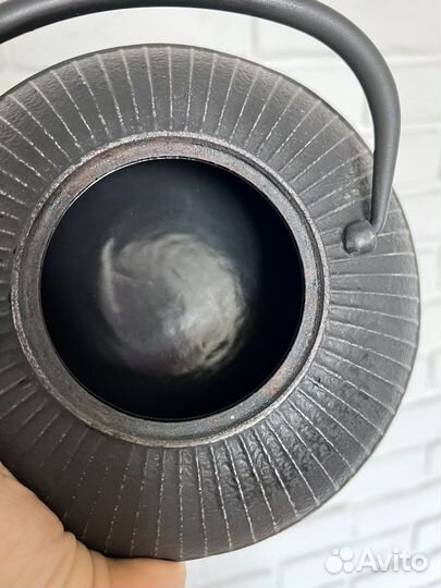 Чугунный заварочный чайник 700 мл с ситечком