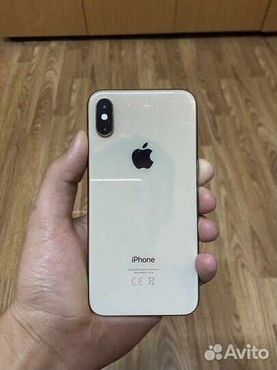 iPhone Xs, 64 ГБ