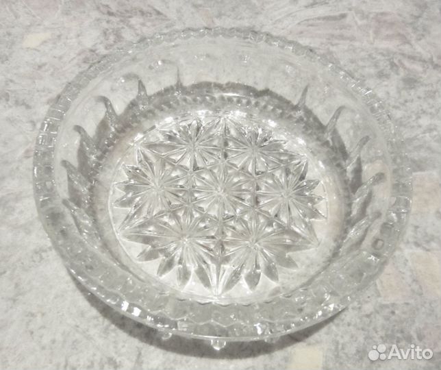 Хрустальная сахарница