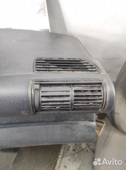 Торпедо Audi 100 C4