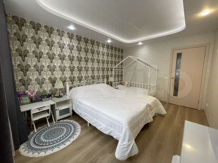 2-к. квартира, 54,1 м², 1/9 эт.