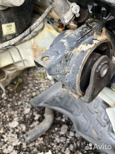 Подушка кпп левая Ssang Yong Actyon