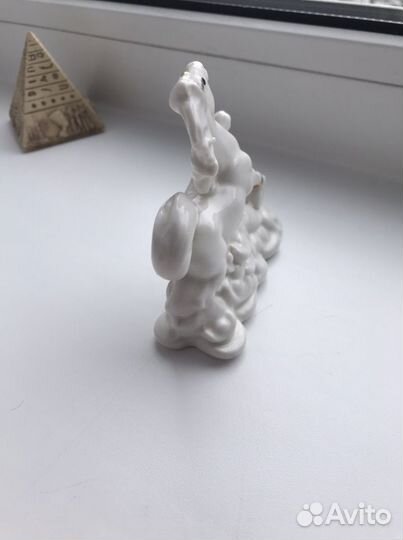 Статуэтка лошадь