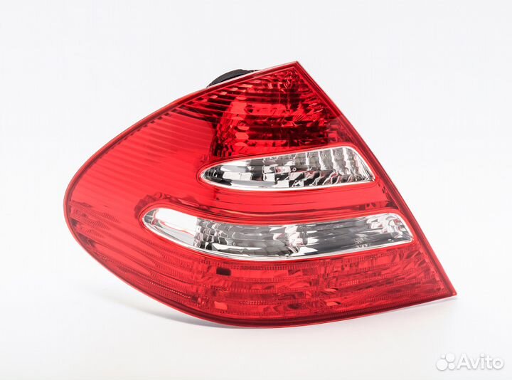 Mercedes e w211 Задний фонарь