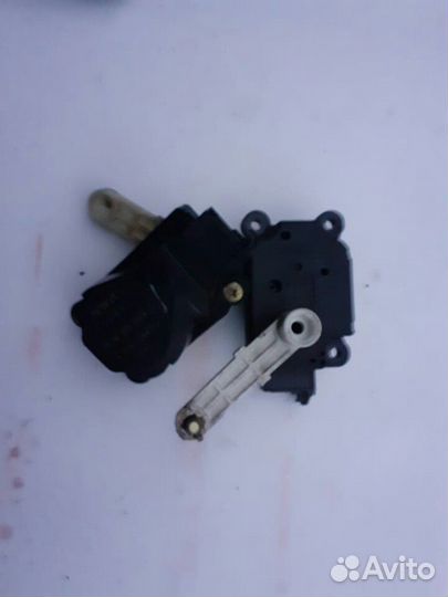 Моторчик заслонки печки Мерседес ML 163