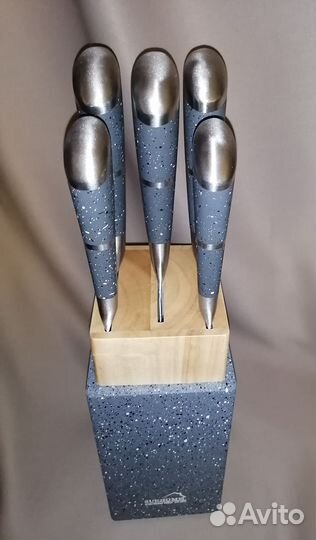Набор кухонных ножей с подставкой