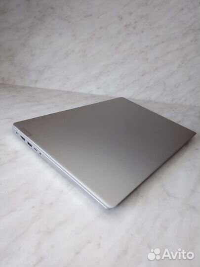 Мощный Lenovo на intel i3/озу-8гбIPS/SSD-1000гб