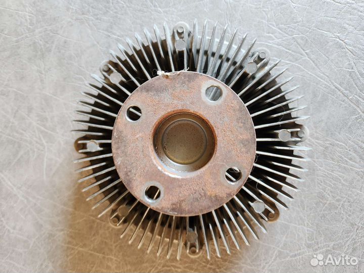 Вискомуфта Toyota Tundra