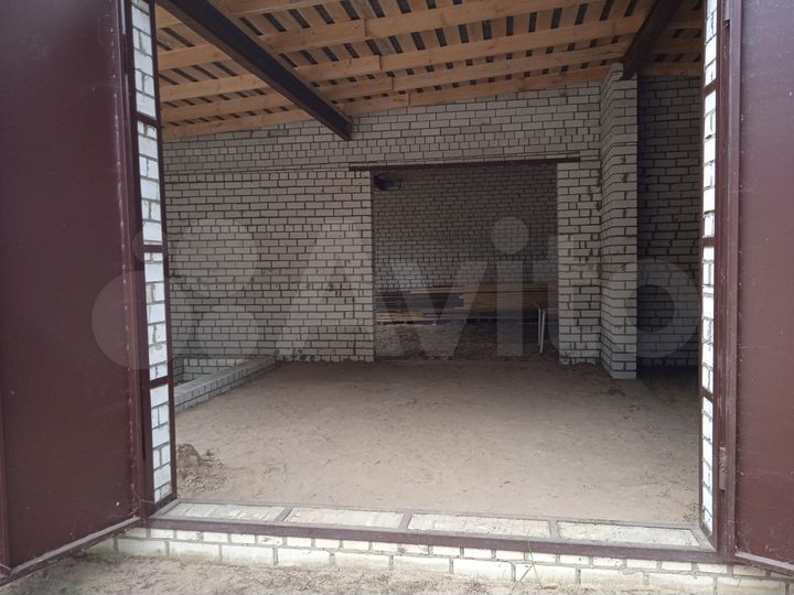 Гараж, > 30 м²