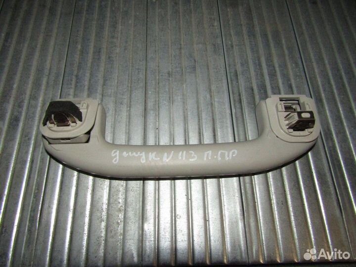 Ручка внутренняя потолочная Juke (F15) 2011