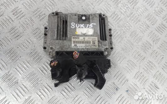 Блок управления двс hyundai IX35 1 (8UK15PC01)