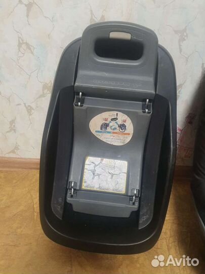 Детское автокресло и база maxi cosi pearl от 9-18