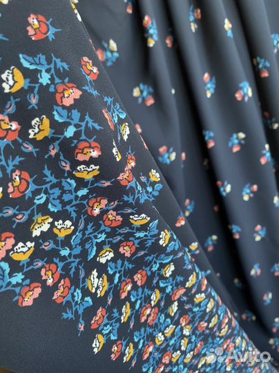 Отрез ткани креп