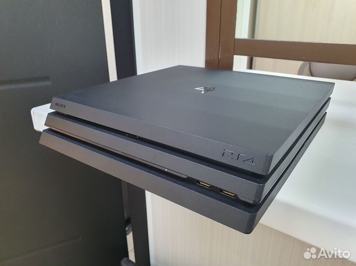 Sony PlayStation 4 Pro / PS4 Pro