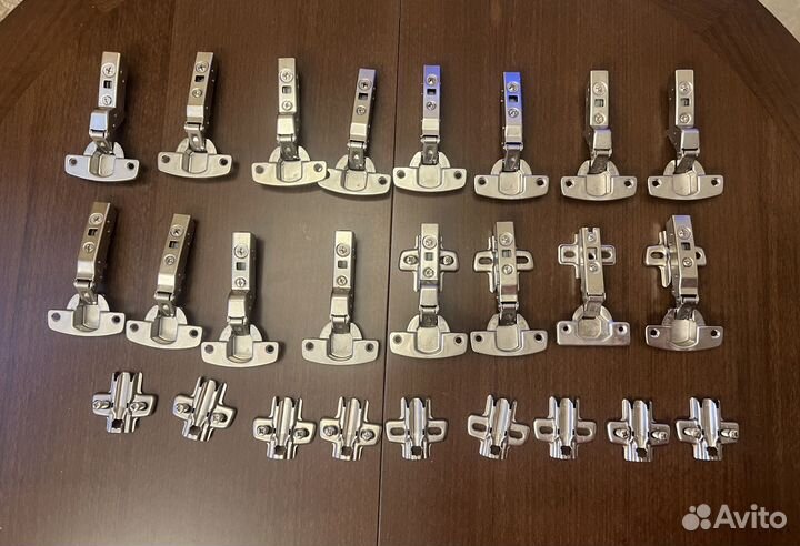 Петли с доводчиком Hettich