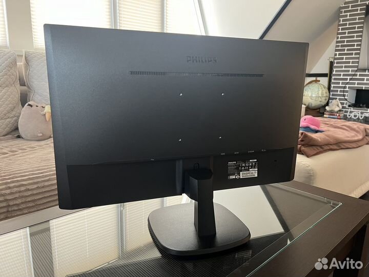 Монитор Philips 273v7q