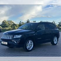 Jeep Compass 2.4 AT, 2014, 70 000 км, с пробегом, цена 1 690 000 руб.