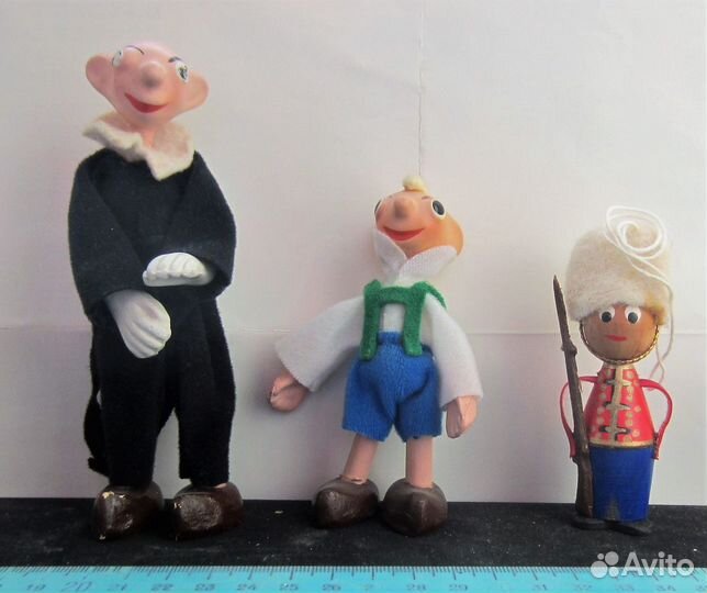 Декоративные статуэтки и фигурки