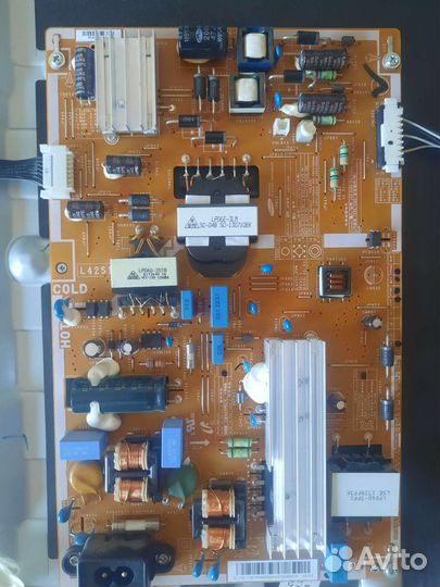 Телевизор Samsung UE39F5300AK на запчасти