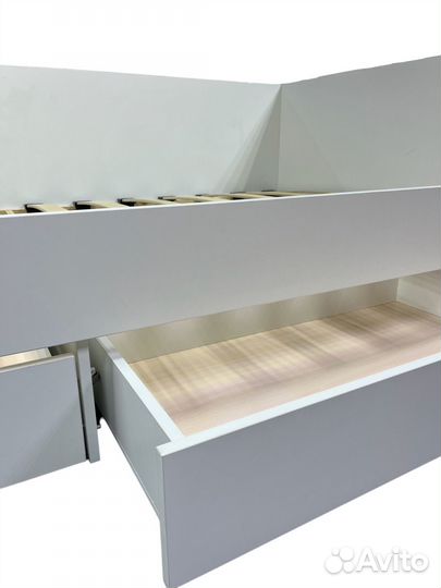 Кровать детская