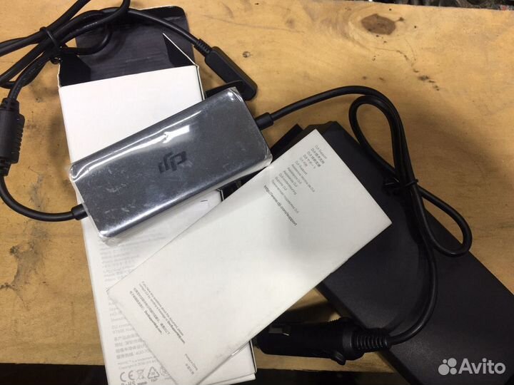 DJI Автомобильное зарядное устройство оригинальное