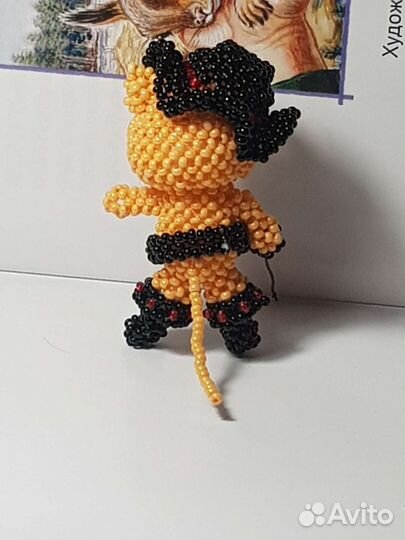 Кот в сапогах из бисера,ручной работы