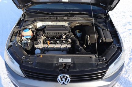 Volkswagen Jetta 1.6 AT, 2012, 127 000 км