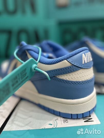 Кроссовки Nike Dunk Low UNC Оригинал Poizon